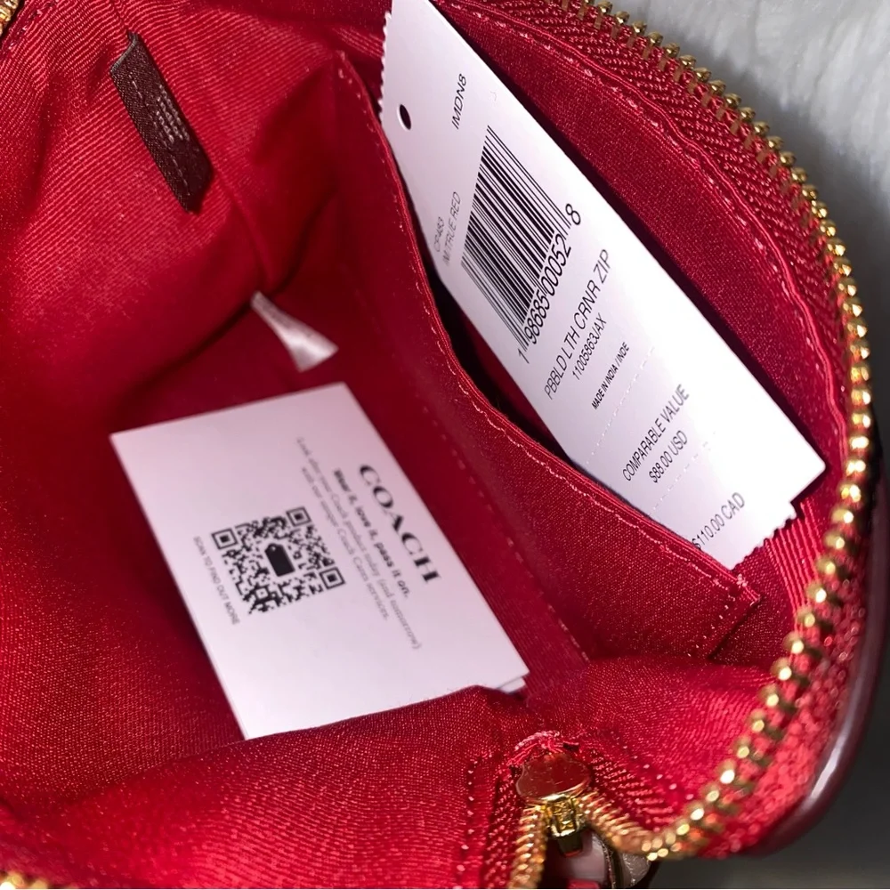 Coach ❤️ Leather Wristlet New True Red